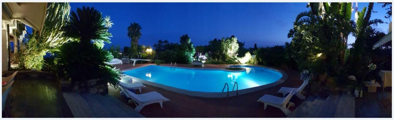 Villa Barbara Джардини Наксос Екстериор снимка
